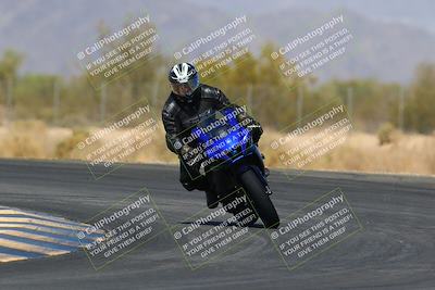 media/Mar-28-2022-Superbike Trackdays (Mon) [[b8603d0f67]]/Open Track Time/Turn 7/